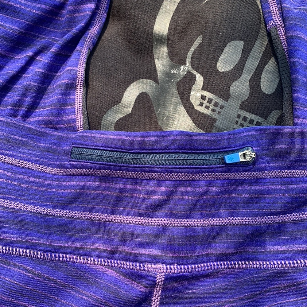 Athleta fitted capris - Picture 3 of 3